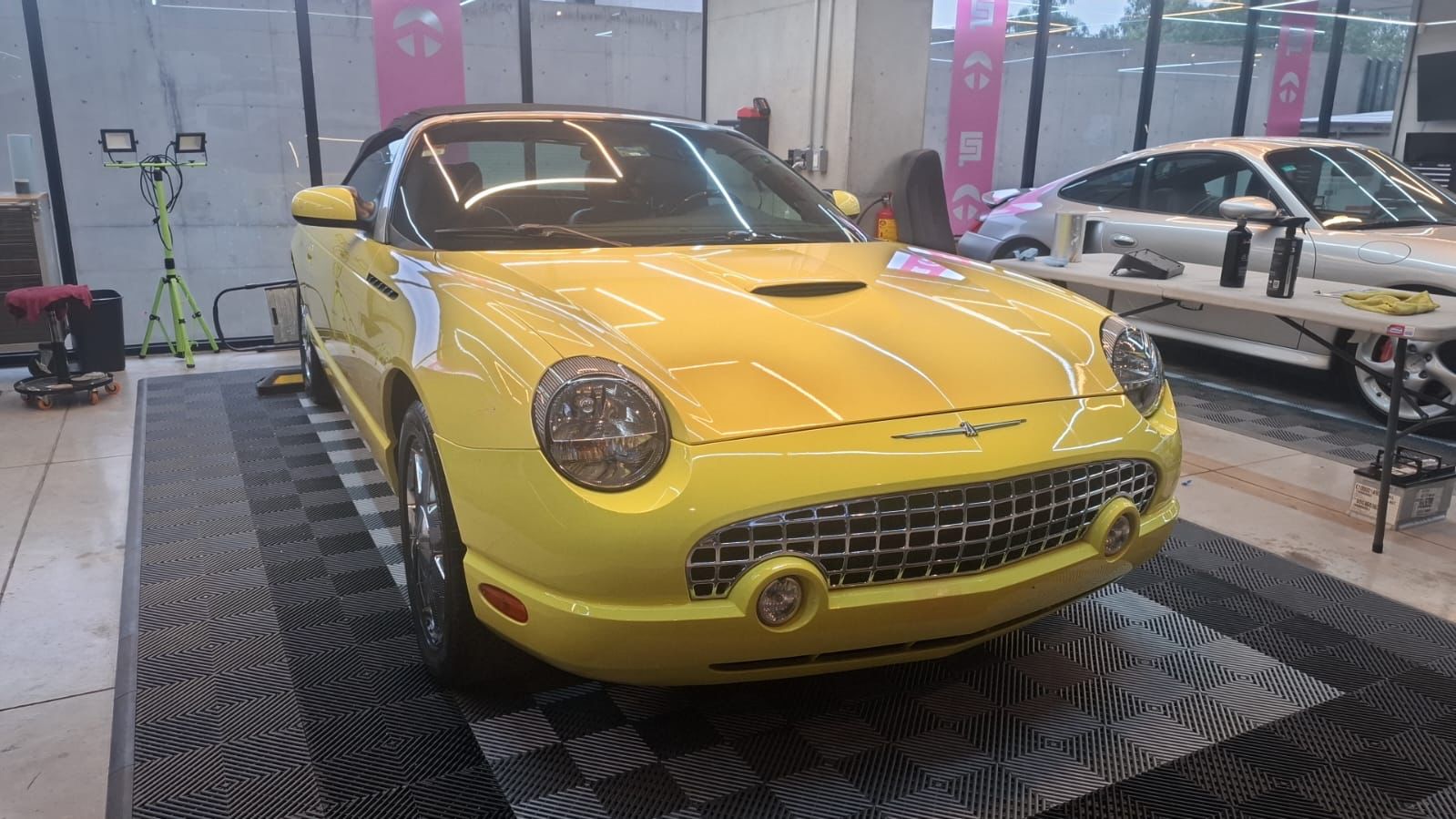 Thunderbird - View 4